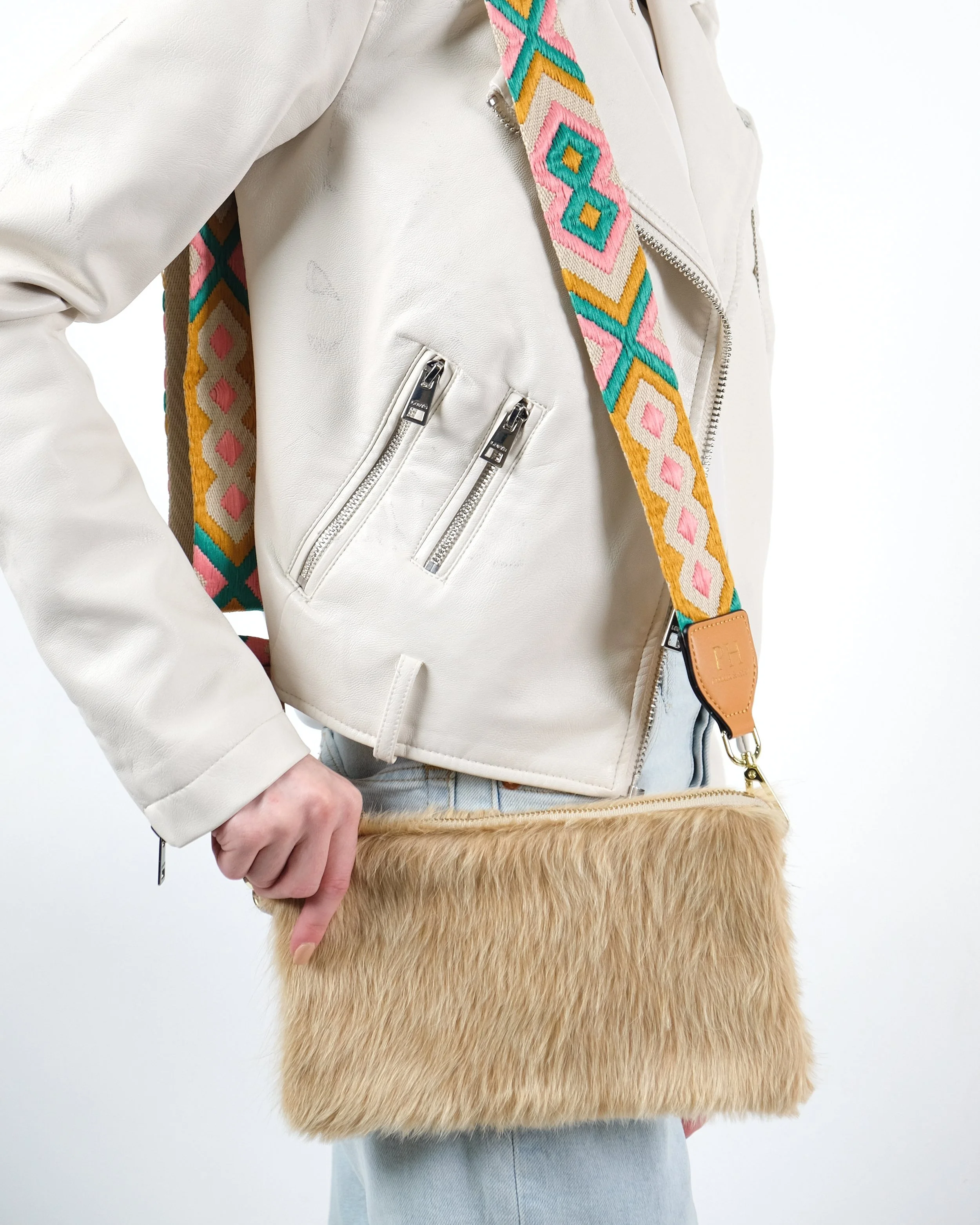 Hyde Crossbody in Camel — Parker & Hyde